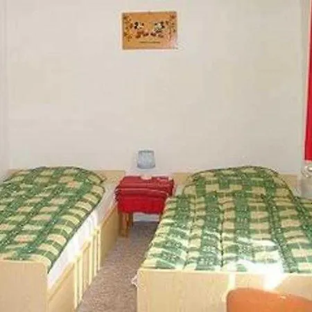 Apartament Ferienwohnungen Mellenthin